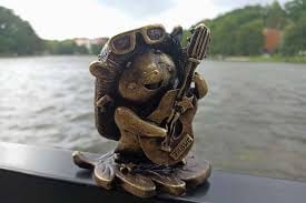 Светлоежик Элвис