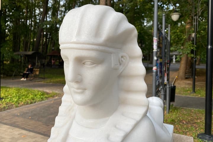 Скульптуры Сфинкс